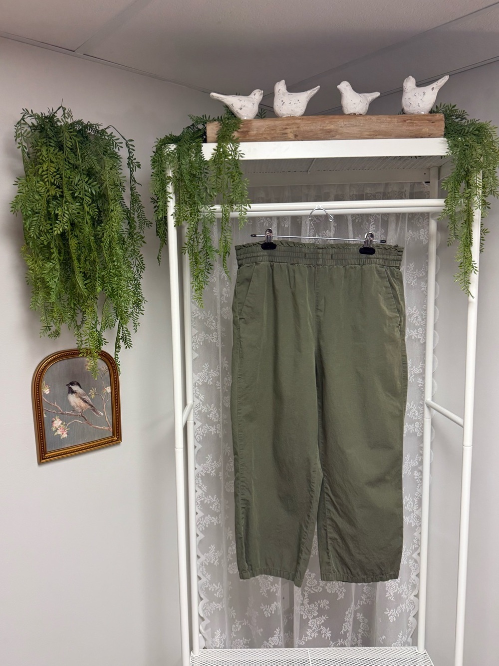 M&S Olive Green Cropped Trousers Pull On Elastic Waist Casual Short Pants - 10